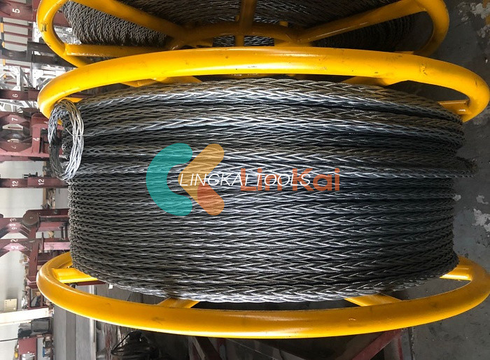 कंडक्टर खींचने के लिए मजबूत 12 X 19s एंटी ट्विस्ट स्टील वायर रस्सी ISO 9001 प्रमाणित