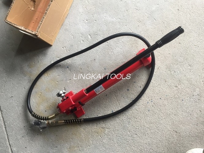 700 बार 1000psi पोर्टेबल हाथ से संचालित हाइड्रोलिक पंप 900CC तेल क्षमता टिकाऊ