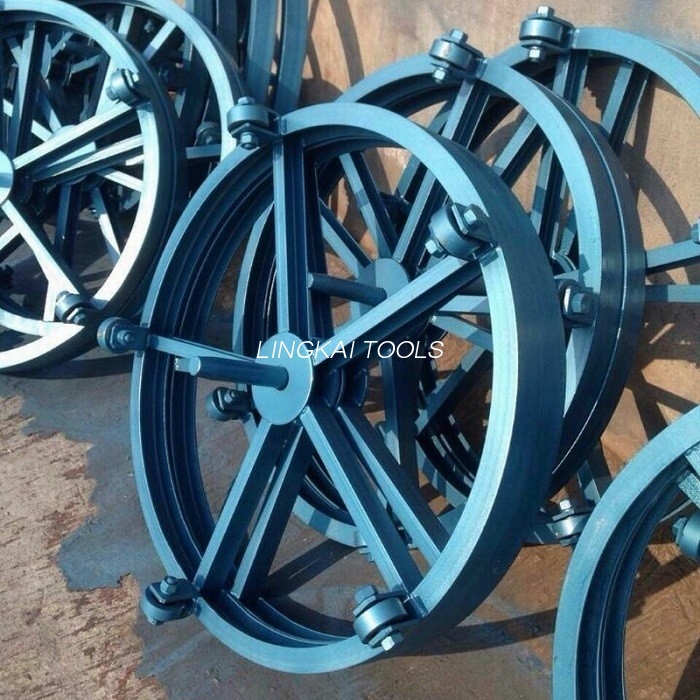 1000 मिमी व्यास वाले भूमिगत केबल उपकरण स्टील प्लेट स्टैंड को सीधा पेआउट ड्रम टर्नटेबल घुमाते हैं